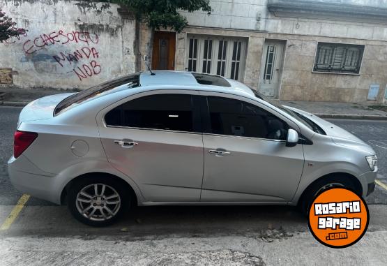 Autos - Chevrolet Sonic ltz 2014 GNC 198000Km - En Venta