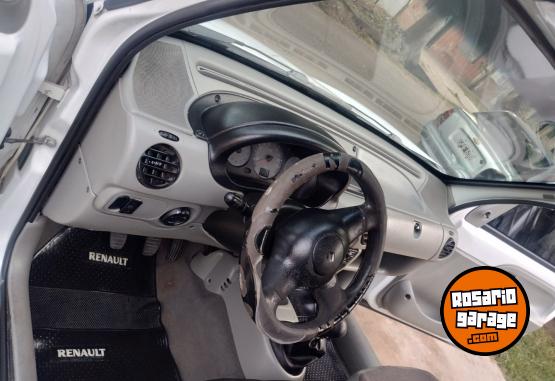 Utilitarios - Renault 2006 2006 Nafta 160000Km - En Venta