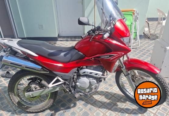 Motos - Honda Falcon 400 2015 Nafta 9600Km - En Venta