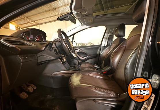 Autos - Peugeot 2008 2018 Nafta 80000Km - En Venta