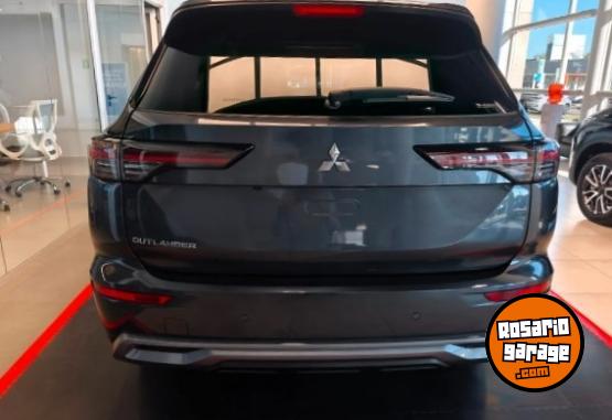 Camionetas - Mitsubishi OUTLANDER 2.5 GLS AT FULL 2026 Nafta 0Km - En Venta