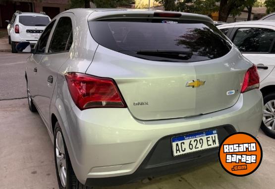 Autos - Chevrolet ONIX 2018 Nafta 70000Km - En Venta