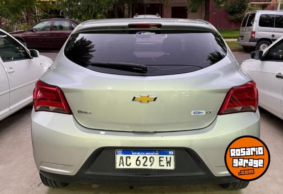 Autos - Chevrolet ONIX 2018 Nafta 70000Km - En Venta