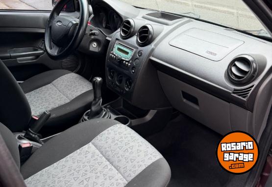 Autos - Ford FIESTA MAX 2010 Nafta 114000Km - En Venta