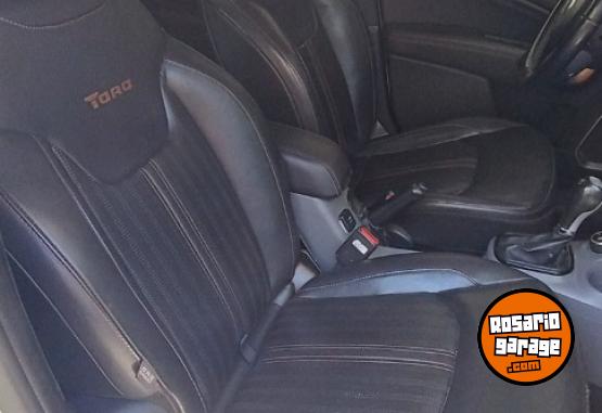 Camionetas - Fiat Toro Volcano 2018 Diesel 167500Km - En Venta