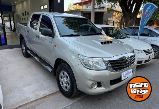 Camionetas - Toyota HILUX 2015 Diesel 195000Km - En Venta
