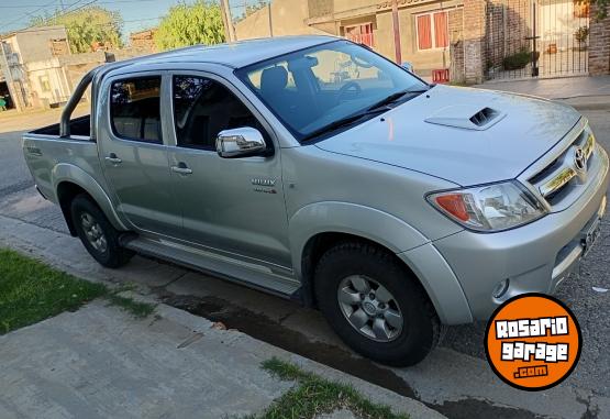 Camionetas - Toyota Hilux 2005 Diesel 355000Km - En Venta