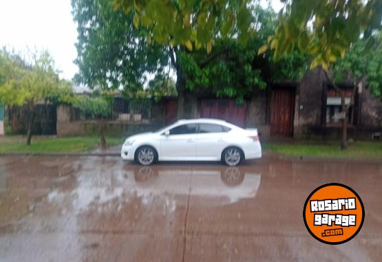 Autos - Nissan Sentra 1.8 pure drive 2015 Nafta 160000Km - En Venta