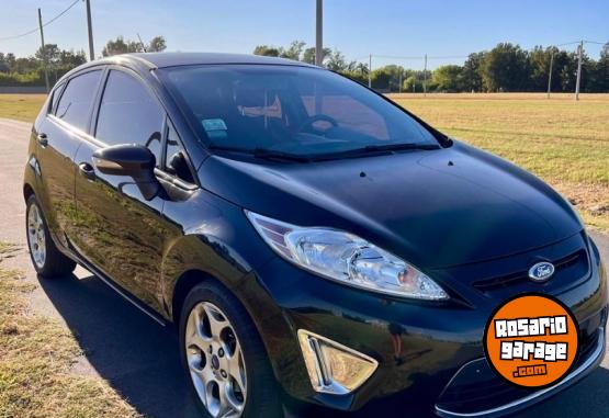 Autos - Ford Fiesta 2013 Nafta 180000Km - En Venta
