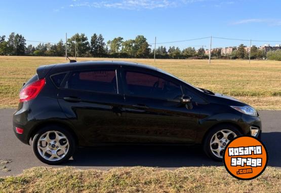 Autos - Ford Fiesta 2013 Nafta 180000Km - En Venta