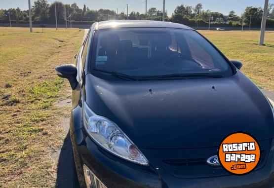 Autos - Ford Fiesta 2013 Nafta 180000Km - En Venta
