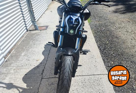 Motos - Benelli 502 c 2022 Nafta 1800Km - En Venta