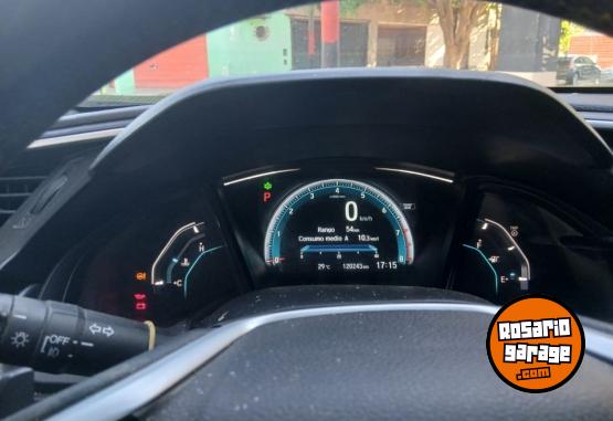 Autos - Honda Civic 2017 Nafta 120000Km - En Venta