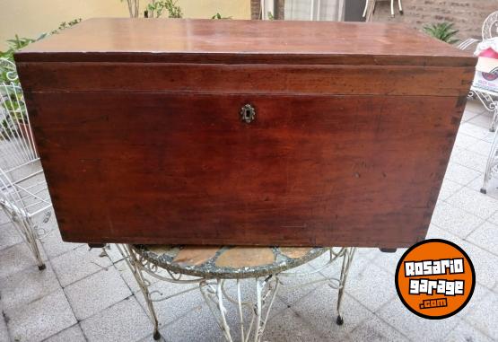 Hogar - BAUL DE MADERA (CEDRO) ENORME! - En Venta