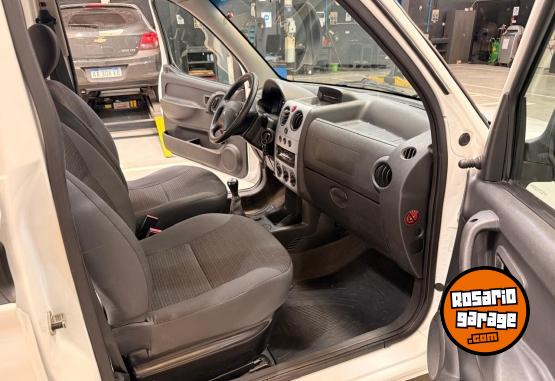 Utilitarios - Citroen BERLINGO FURGON 1.6 VTI 2022 Nafta 89273Km - En Venta