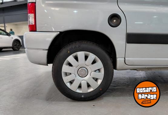 Utilitarios - Citroen BERLINGO MULTISPACE XTR 2022 Diesel 51896Km - En Venta