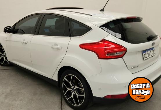 Autos - Ford Focus 2.0 Titanium 2018 Nafta 90000Km - En Venta