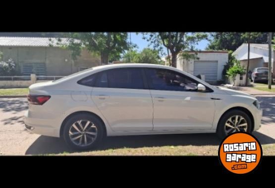 Autos - Volkswagen Virtus msi higline 2019 GNC 111Km - En Venta