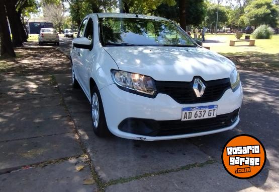 Autos - Renault LOGAN 2019 Nafta 148000Km - En Venta