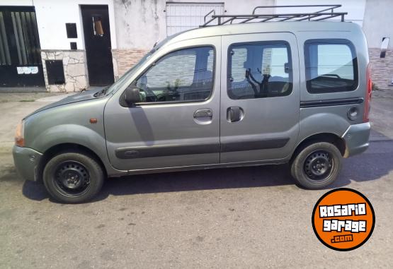 Utilitarios - Renault Kangoo diesel 2006 Diesel 320000Km - En Venta