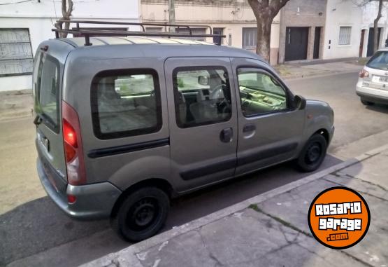 Utilitarios - Renault Kangoo diesel 2006 Diesel 320000Km - En Venta
