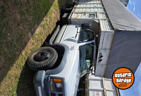 Camiones y Grúas - CHEVROLET 6-150 - En Venta