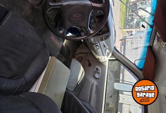 Camiones y Grúas - CHEVROLET 6-150 - En Venta