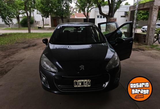 Autos - Peugeot 308 2012 Nafta 130000Km - En Venta
