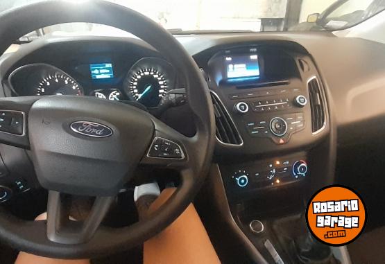 Autos - Ford Focus 3 S 2017 Nafta 98000Km - En Venta