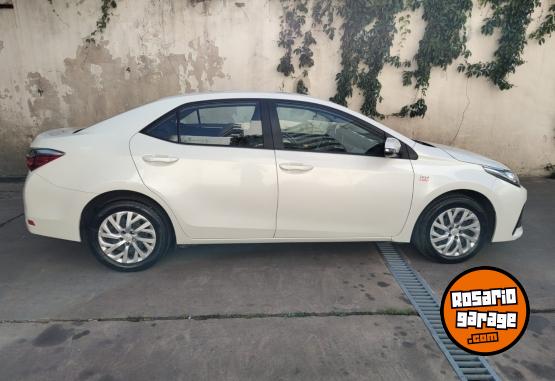 Autos - Toyota XLI CVT 2019 Nafta 88000Km - En Venta