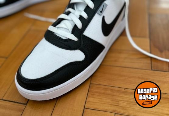 Indumentaria - Zapatillas Nike low nuevas - En Venta