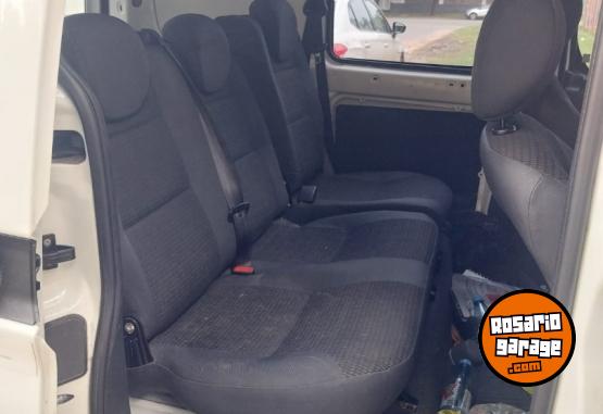 Utilitarios - Peugeot Partner 2014 Nafta 115000Km - En Venta