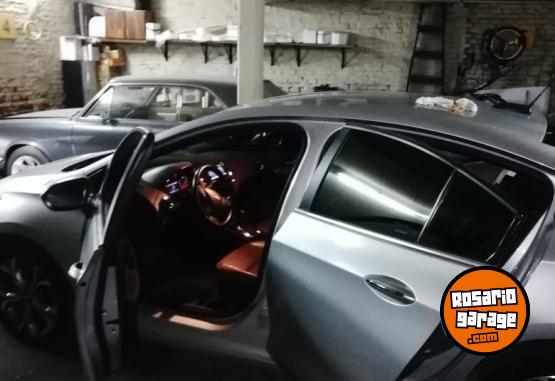 Autos - Chevrolet CRUZE PREMIER 2021 Nafta 78000Km - En Venta