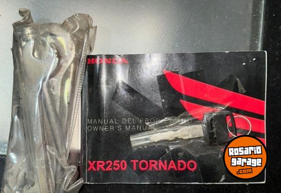 Motos - Honda Tornado 2018 Nafta 6500Km - En Venta