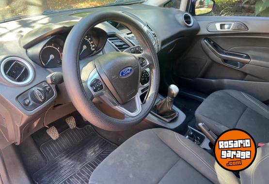 Autos - Ford Fiesta 2014 Nafta 150000Km - En Venta