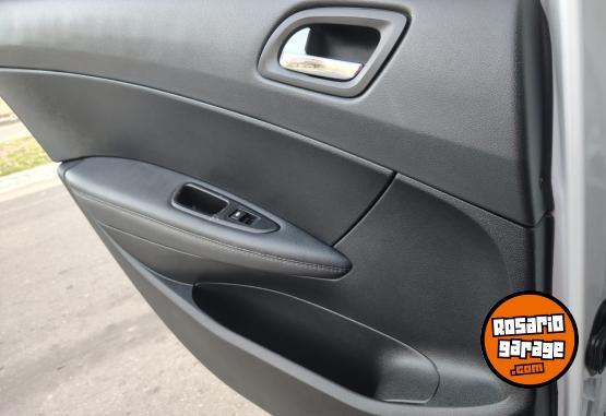 Autos - Peugeot 308 HDI Allure 2018 Diesel 92000Km - En Venta