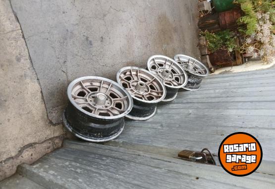 Accesorios para Autos - Llantas fiat excelentes - En Venta