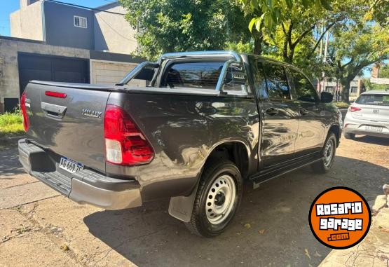 Camionetas - Toyota Hilux 2024 Diesel 19000Km - En Venta