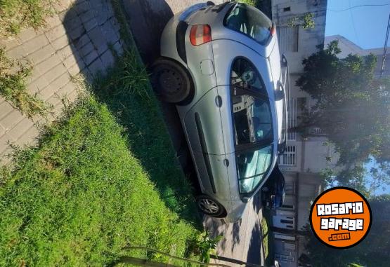 Autos - Renault Scenic 2005 Nafta 210000Km - En Venta