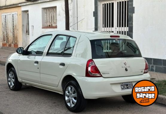 Autos - Renault clio mio 2013 Nafta 150000Km - En Venta