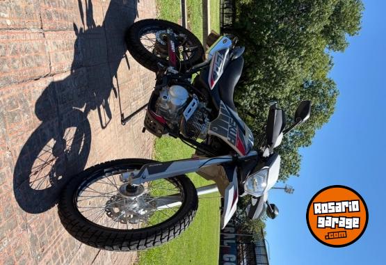 Motos - Motomel Skua 150 2023 Nafta 9000Km - En Venta