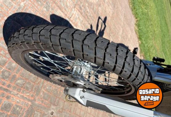 Motos - Motomel Skua 150 2023 Nafta 9000Km - En Venta