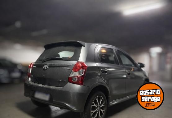 Autos - Toyota Etios XLS Hatch Pack 1.5 2023 Nafta 19000Km - En Venta