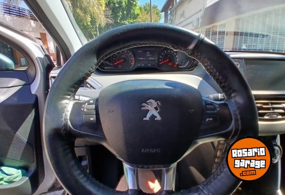 Autos - Peugeot 2008 2016 Nafta 123881Km - En Venta