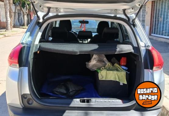 Autos - Peugeot 2008 Allure 2016 Nafta 123881Km - En Venta