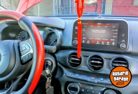 Autos - Fiat Cronos pak conectivad 2022 GNC 48000Km - En Venta