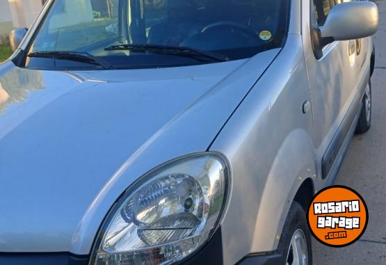 Utilitarios - Renault Kangoo 2018 GNC 105Km - En Venta