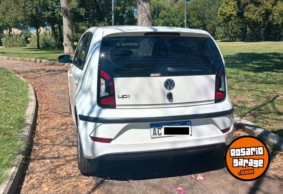 Autos - Volkswagen Up! High 2017 Nafta 82500Km - En Venta
