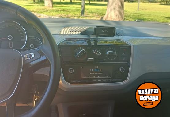 Autos - Volkswagen Up! High 2017 Nafta 82500Km - En Venta