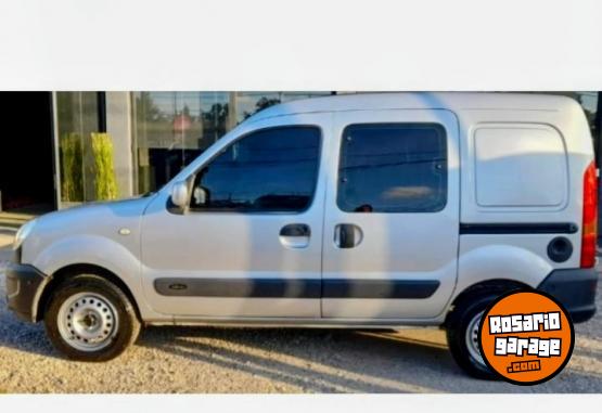 Utilitarios - Renault Kangoo 2018 GNC 144500Km - En Venta